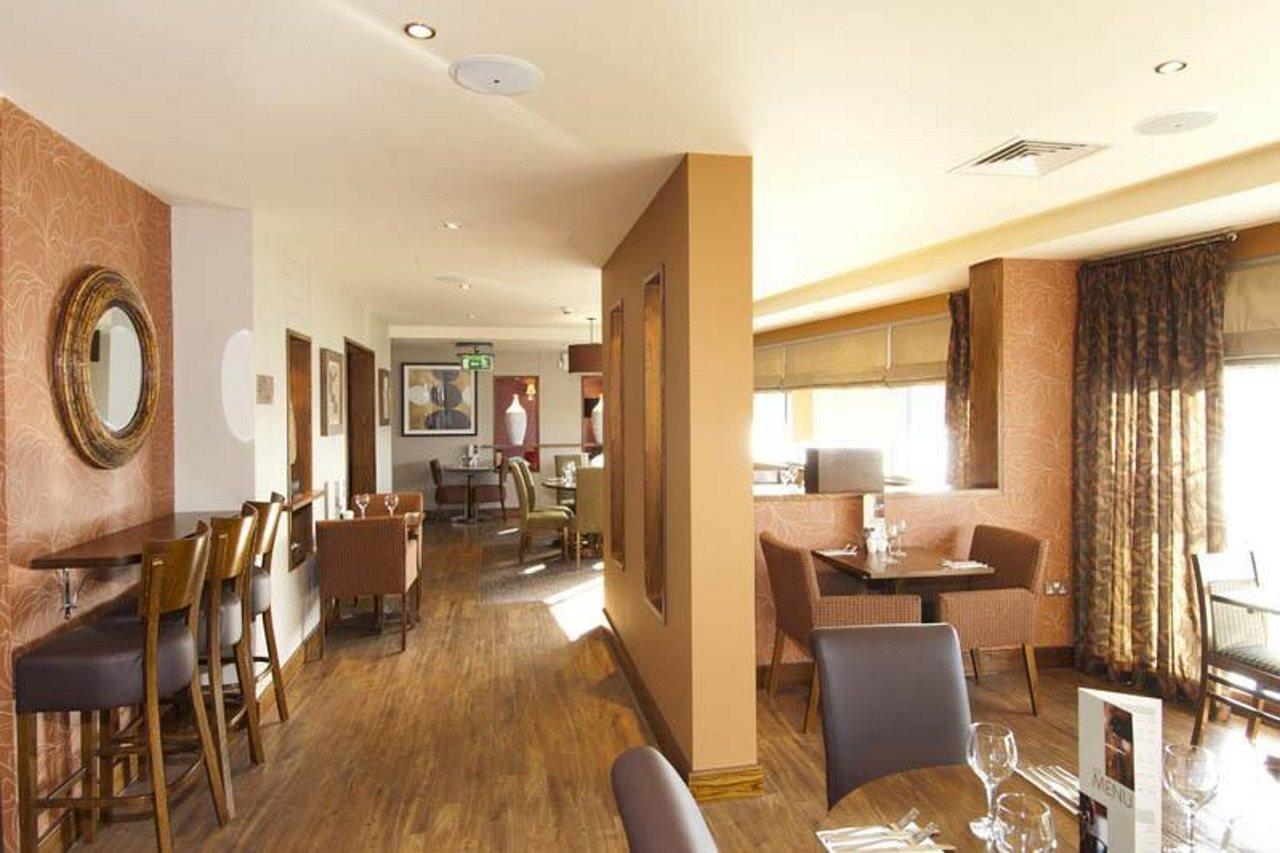 Premier Inn Liverpool John Lennon Airport Speke Exterior foto